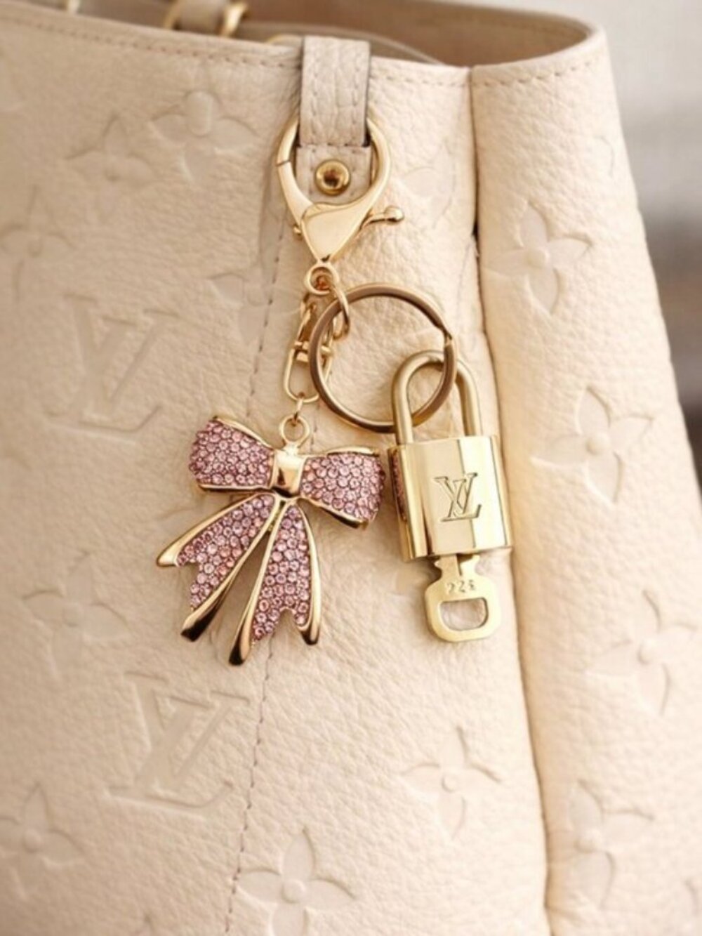 Louis Vuitton Gold Lock 🔒 Authentic LV Key + Unbranded Ribbon Bag Charm